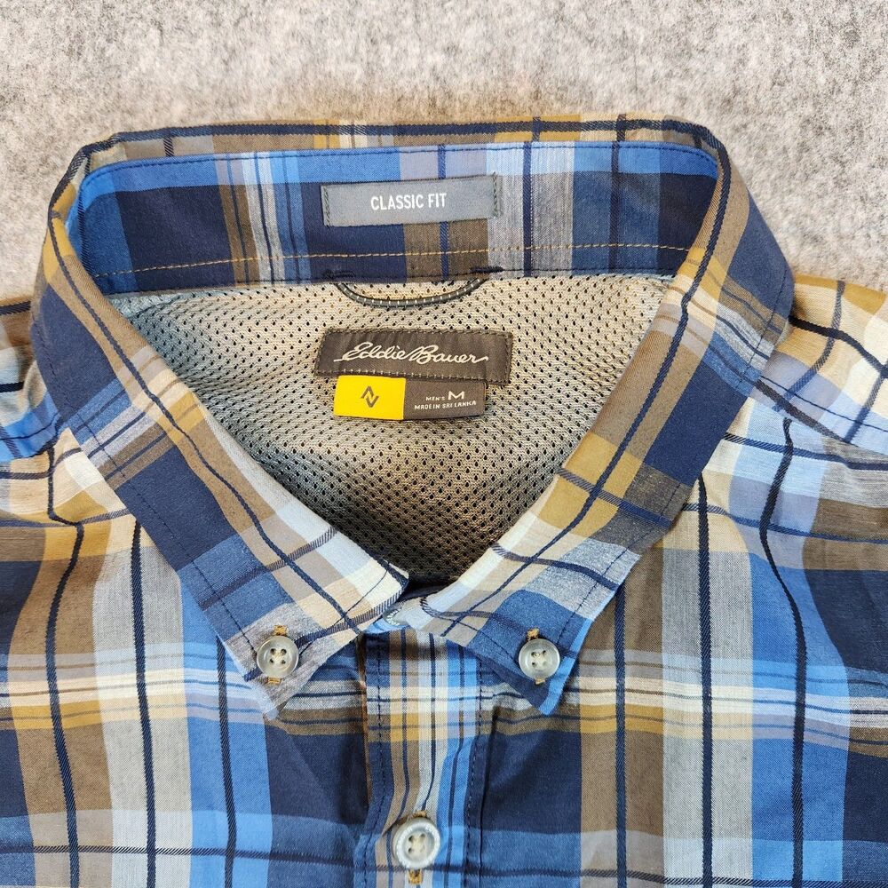 Eddie Bauer Travex Shirt Men Medium Blue Plaid Classic‎ Fit Button Mesh Pocket - Picture 4 of 11
